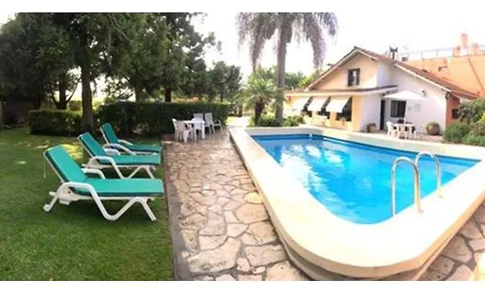 Green Hotel